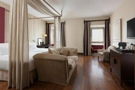 NH Collection Palacio de Burgos