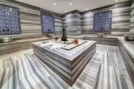 Ramada & Suites by Wyndham Istanbul Merter - 75