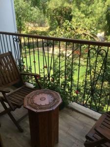 Pyramid Boutique - 12