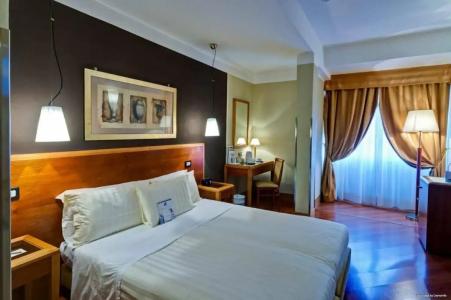 Best Western Plus Spring House - 67