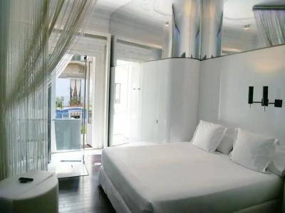 Chic & Basic Born Boutique - 1