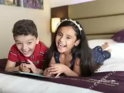 Premier Inn Dubai International Airport - 86