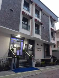 Campus Boutique - 31