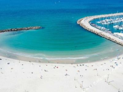 Renaissance Tel Aviv - 1