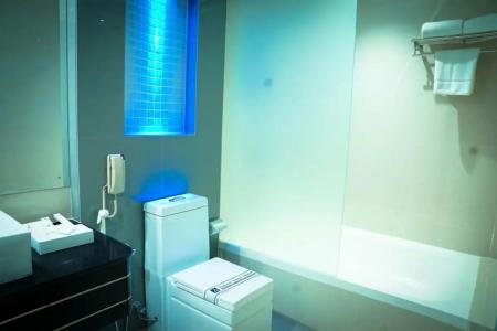 Arman Juffair Mall - 67