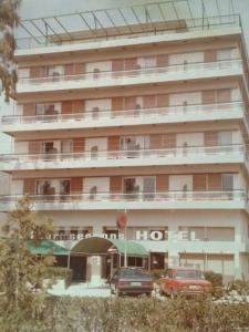Four Seasons - 44