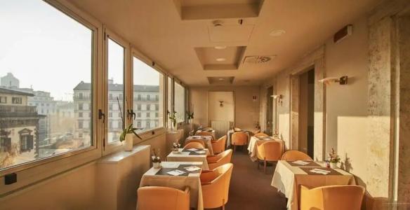 iHs Milano St. John - 96