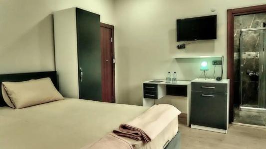 Campus Boutique - 43