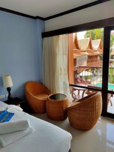 Grand Thai House Resort - 12