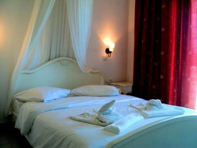 Diamond Deluxe - Adults Only - 19