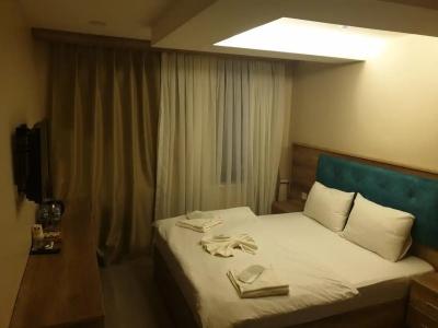 Destinia Pera Suites - 16