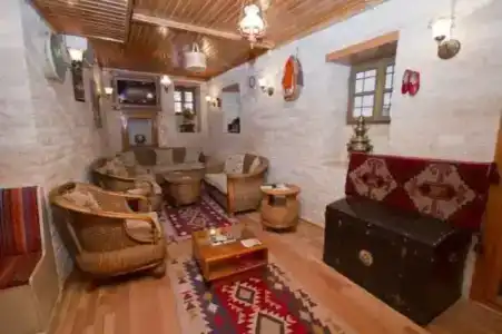 Zeynep Hanim Konagi - 28