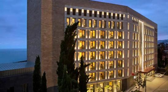 DoubleTree by Hilton Izmir - Alsancak - 76