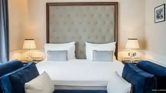 Boutique La Roche - 94