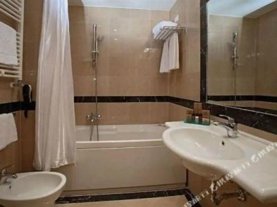 Boutique Trevi - 45