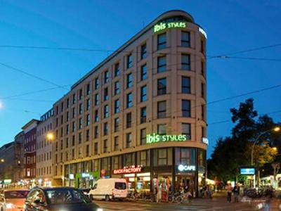 Ibis Budapest Heroes Square - 43