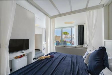 Cape Bodrum Luxury & Beach - 63