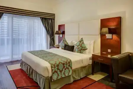 Golden Sands & Residences - 43