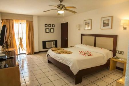 Coral Costa Caribe Beach Resort - All Inclusive - 12