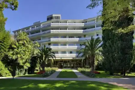 Du Lac Et Du Parc Grand Resort - 1