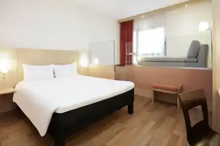 Ibis Sofia Airport - 98
