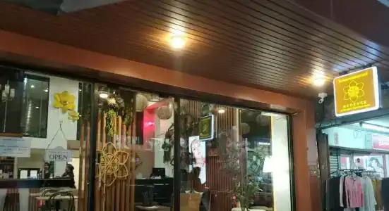 Bedever Boutique Bangkok - BTS Phra Khanong - 31