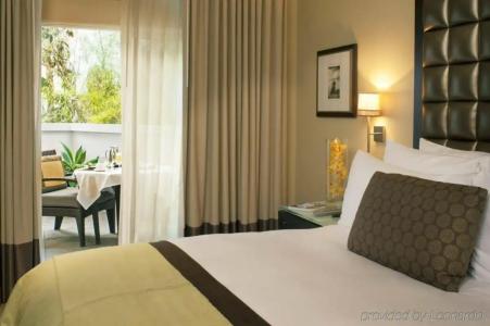 Sunset Marquis - 96