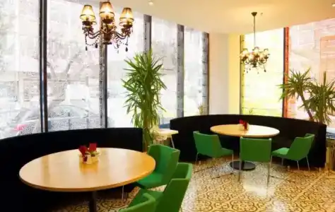 Tempo Suites Airport - 48