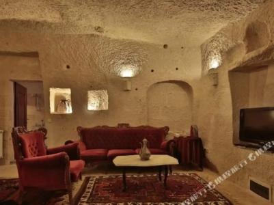 Village Cave House - 76