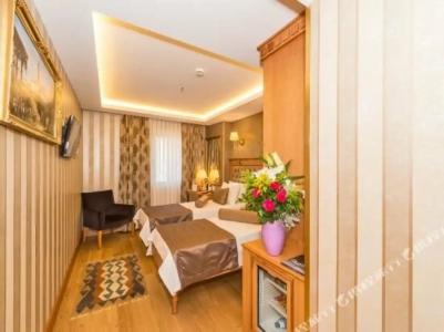 Aprilis Gold - Special Category - 65