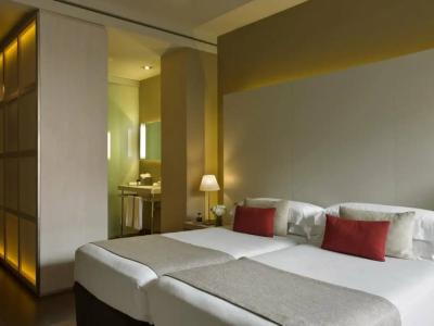 Grand Central, Small Luxurys - 72