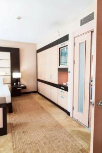 Ramada Plaza by Wyndham Istanbul City Center - 60