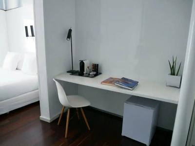 Chic & Basic Born Boutique - 10