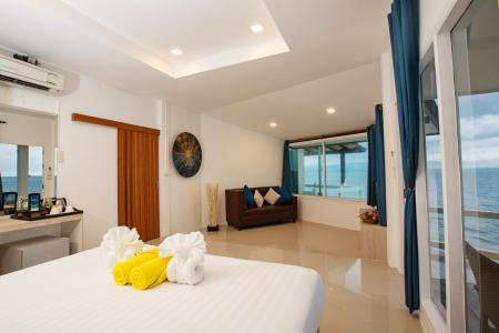 Sunset Beach Villas