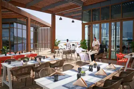 Canopy by Hilton Dubai Al Seef - 8