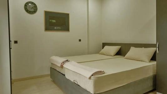 Campus Boutique - 28