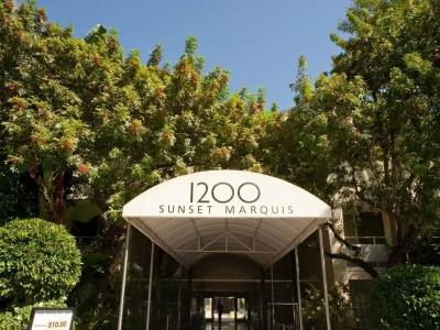 Sunset Marquis - 43