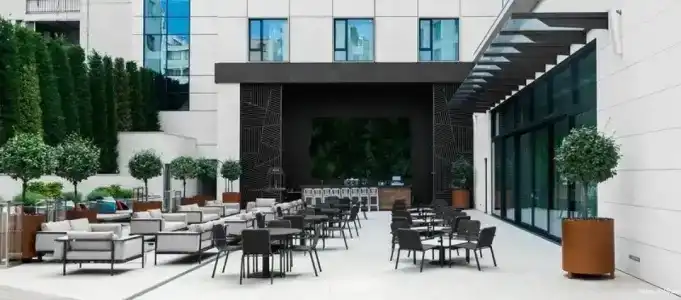 Hilton Belgrade - 17