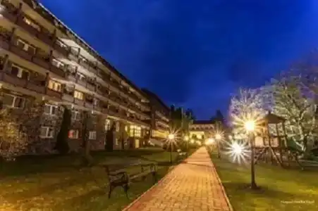Hunguest Bal Resort - 9