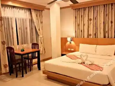 Green Harbor & Service Apartment - 86