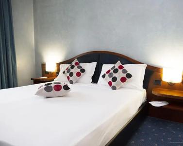 iHs Milano St. John - 52