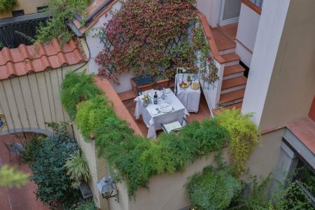 Rivoli Boutique - 38