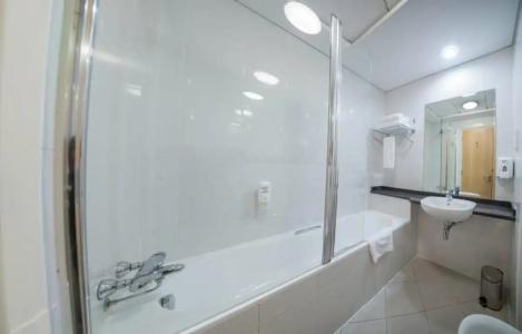 Premier Inn Dubai Investments Park - 93