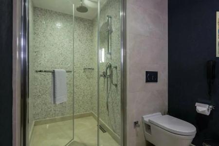DoubleTree by Hilton Istanbul Topkapi - 76