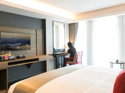 Ramada Plaza by Wyndham Chao Fah Phuket - 58
