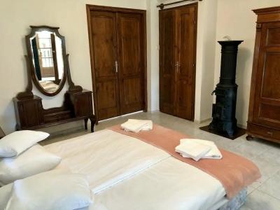 The Houses of History - anno 1830 - 88