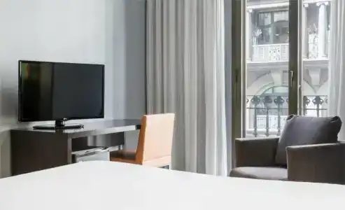 Ilunion Almirante - 4