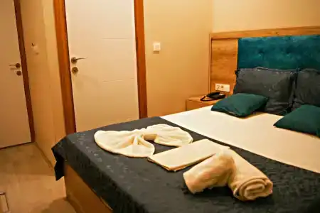 Destinia Pera Suites - 20