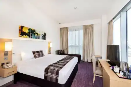 Premier Inn Dubai Dragon Mart