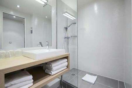 Kyriad Paris 18 - Porte de Clignancourt - Montmartre - 74